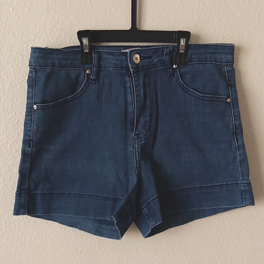 Forever 21 Dark Blue Jean Shorts Classic Pockets Button Closure